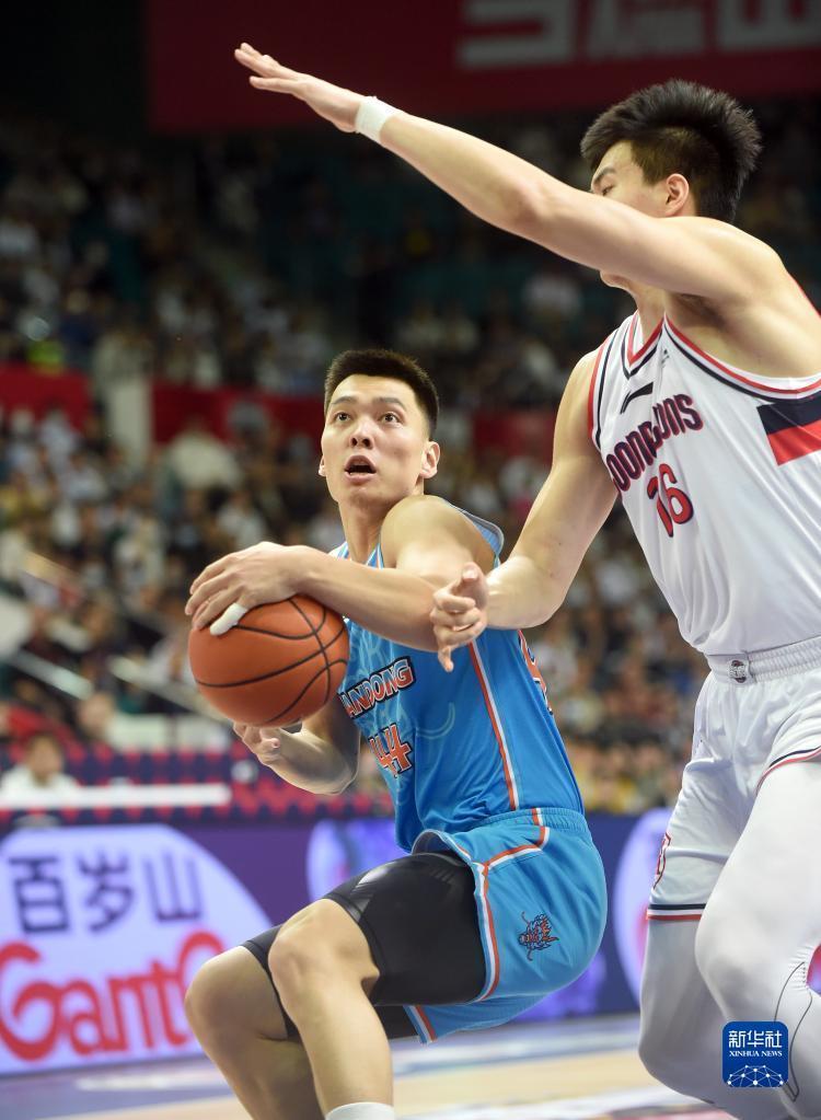 包含CBA季后赛倒计时，广州队国际比赛日造点机会，细节引发关注，目标明确，临场指挥获称赞的词条