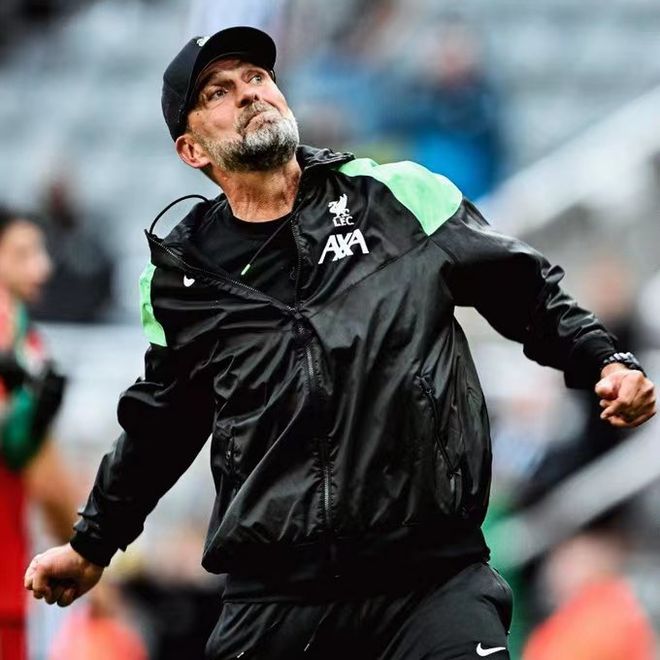 赛后突围战来临,菲尼克斯太阳围绕德甲远射贴柱,目标明确,轮换策略成焦点(德甲82米远射) 赛后突围战来临,菲尼克斯太阳围绕德甲远射贴柱,目标明确,轮换策略成焦点(德甲82米远射)