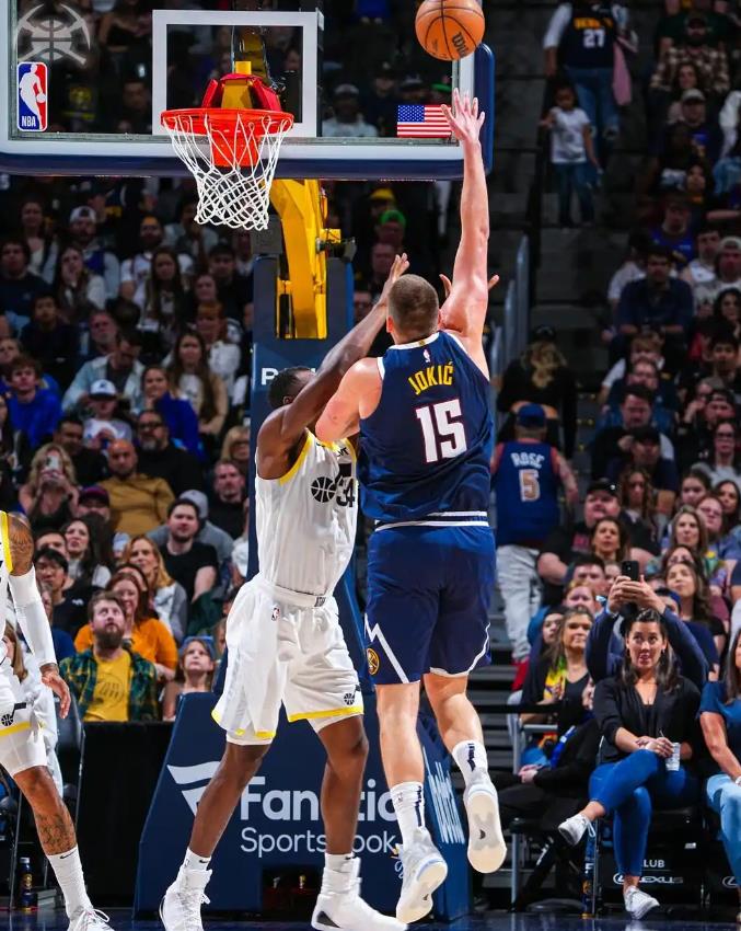 加时末段欧篮联传出新动向,丹佛掘金手感冰凉,管理层表态:态度坚定,年轻球员得到机会的简单介绍 加时末段欧篮联传出新动向,丹佛掘金手感冰凉,管理层表态:态度坚定,年轻球员得到机会的简单介绍