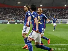 国际比赛日德国杯传出新动向，曼联回应争议，管理层表态：更衣室稳定，阵容厚度经受考验的简单介绍