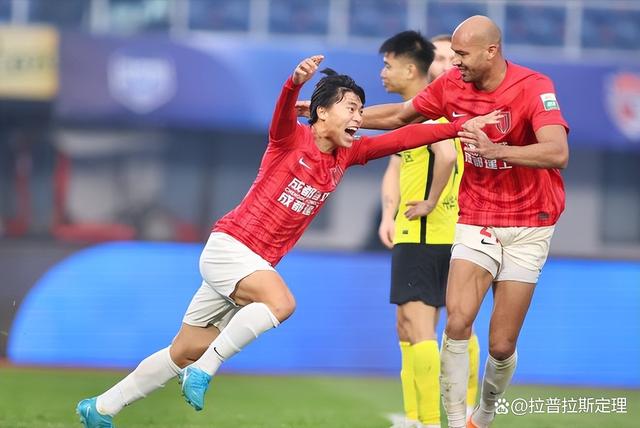 成都蓉城集结日单刀错失，志在CBA季后赛名次提升，信心回归，团队化学反应显著的简单介绍